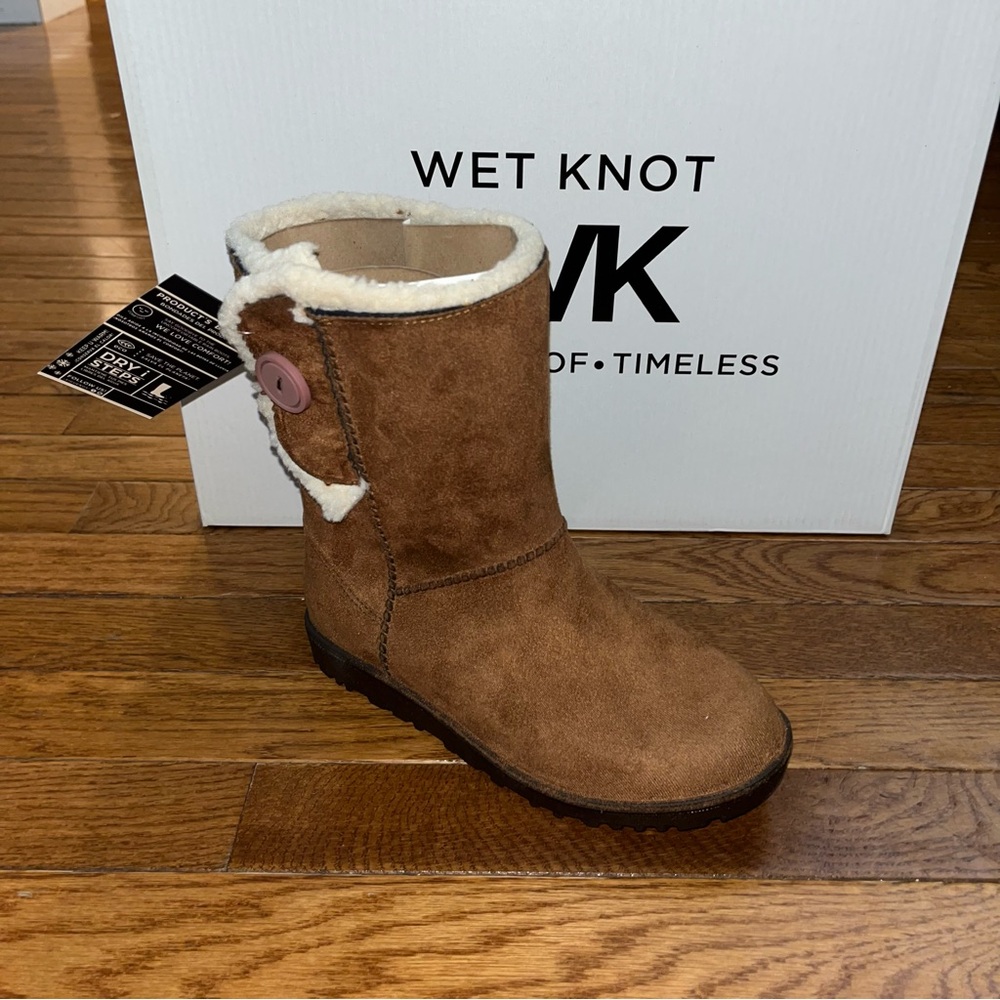 Wet Knot Drifter Cozy Boots Faux Suede Honey Brown Women’s Size 6 Sherpa lined